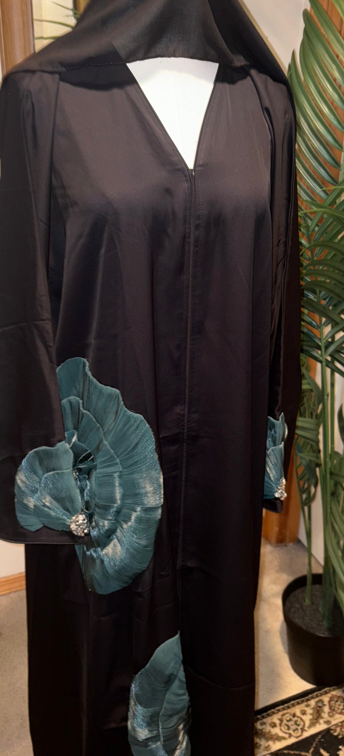 Habib Abaya: Blue Flower Embroidered