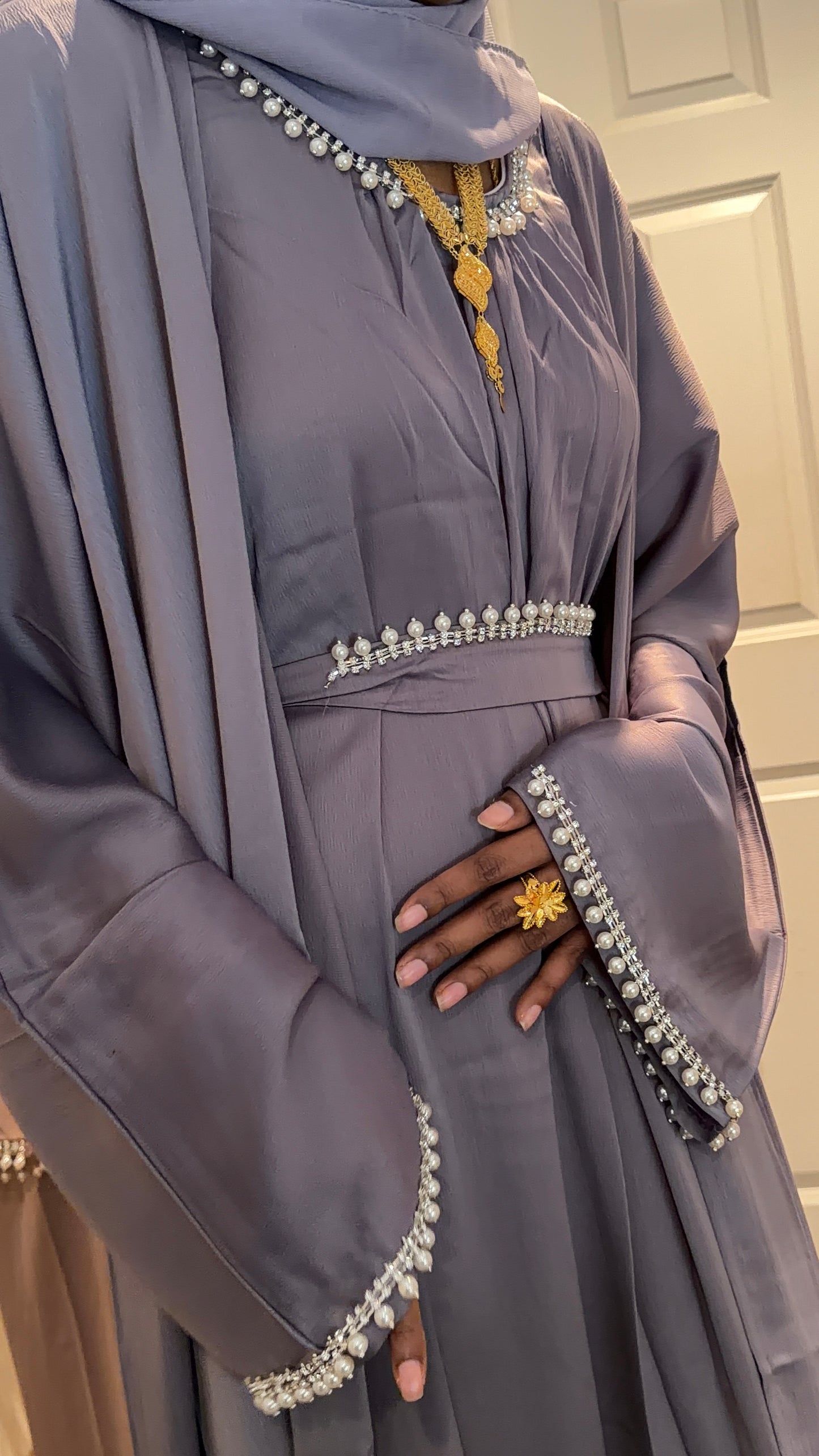 Elora Pearl Abaya: Purple shade