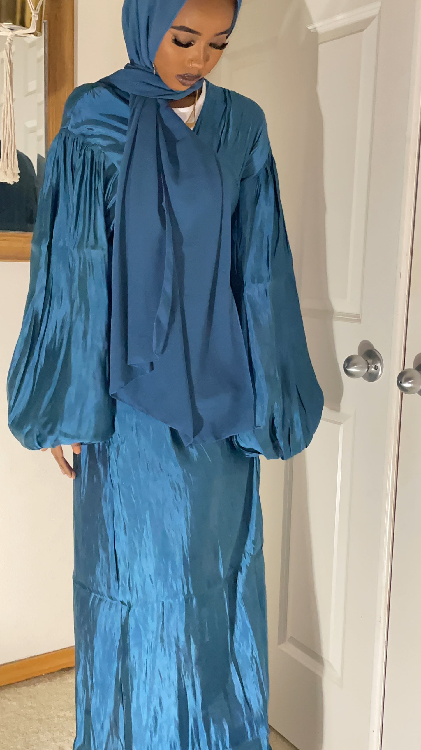YALE BLUE - ORGANZA ABAYA