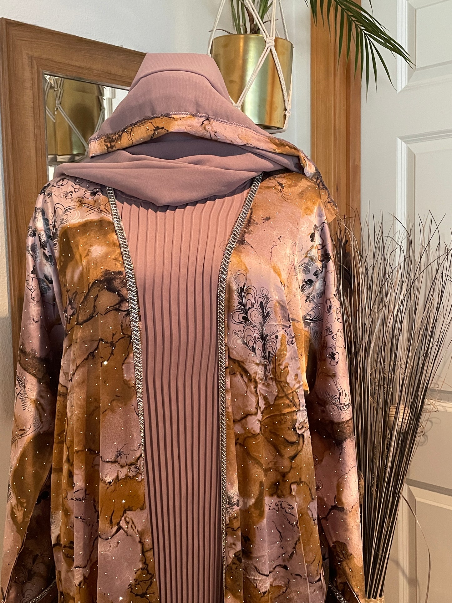 Al Nahjma Floral - Luxury Satin Abaya