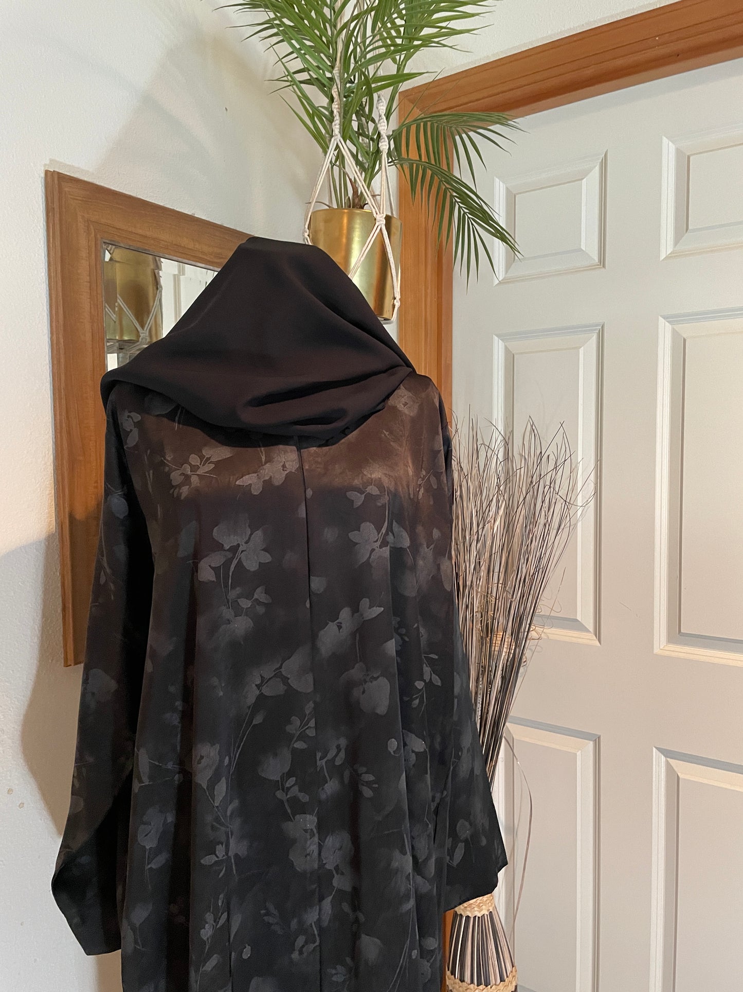 Sumayah Black Floral - Luxe Abaya