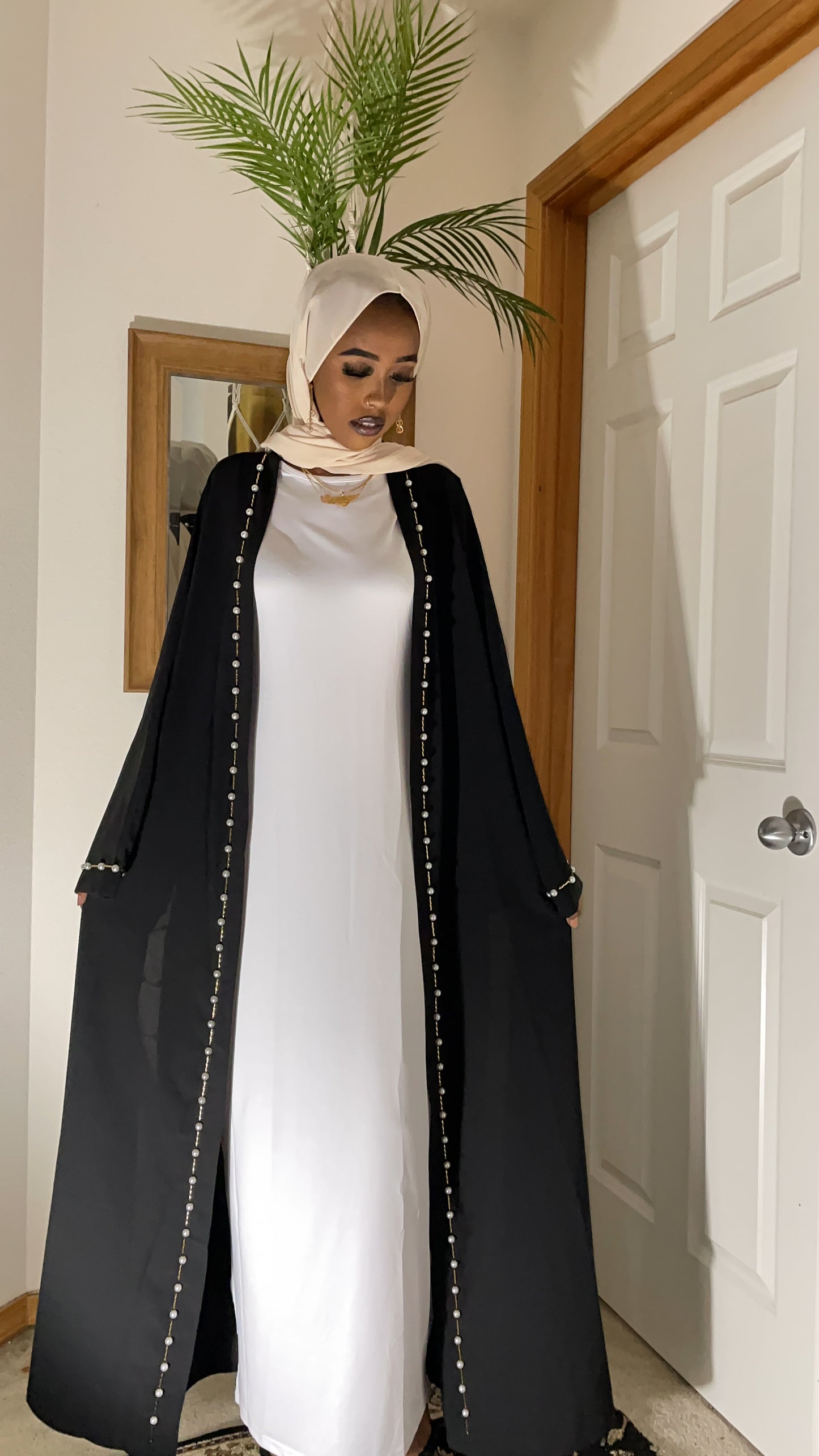 MAZILA- PEARL ABAYA